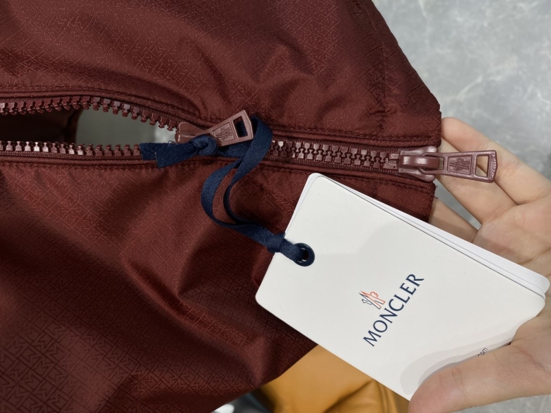 Pra*a outwear